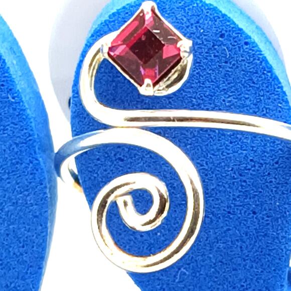 Sexy Pink Crystal Rhinestone Toe Ring Adjustable Size Sterling Silver Gift Boxed - Picture 1 of 9